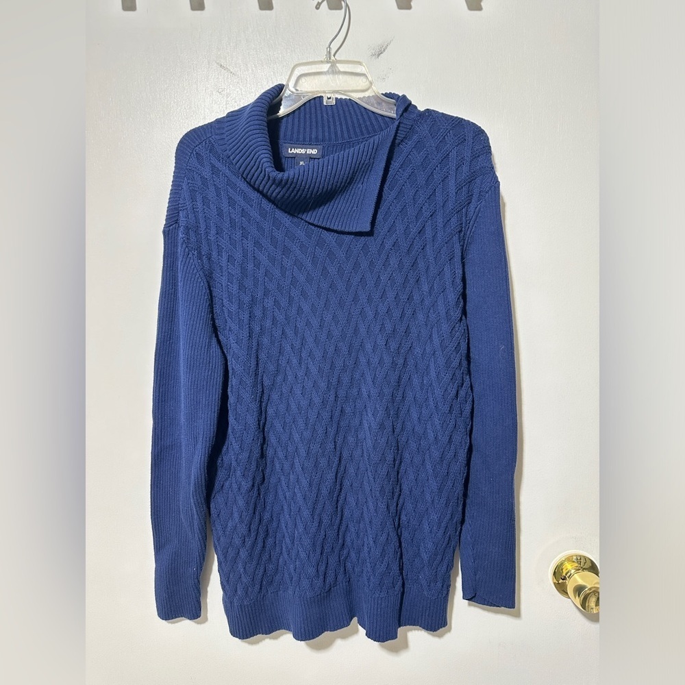 Lands’End woman’s XL/18 sweater